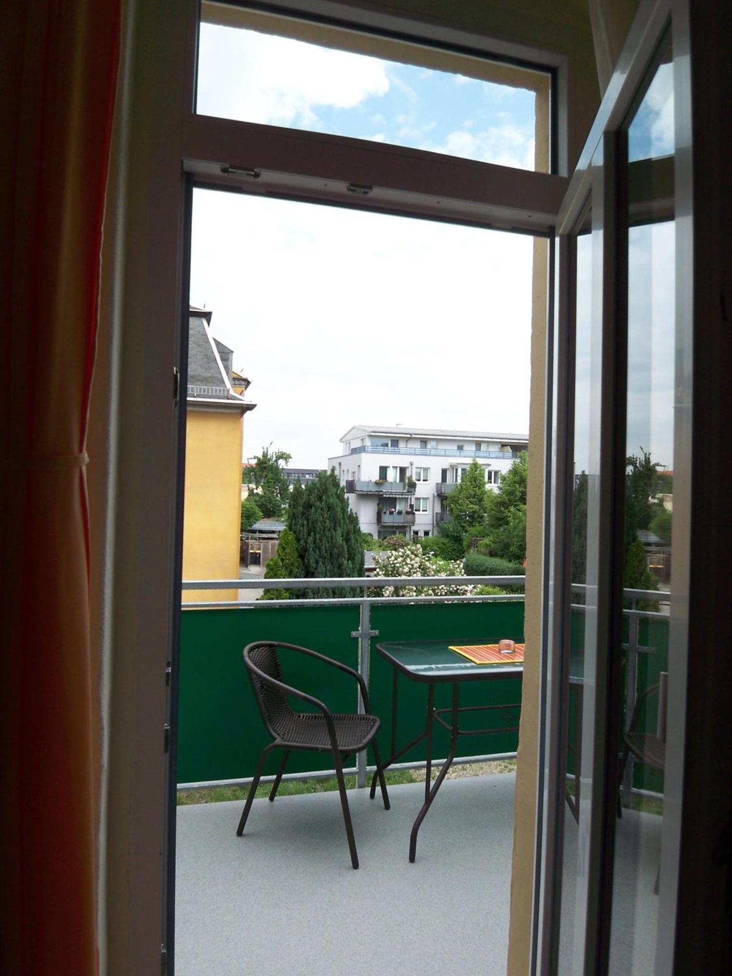 Ambiente-An-Der-Elbe-Wohnung-Og * Dresden